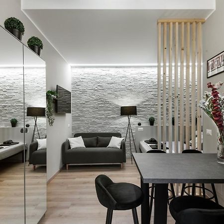 Super Modern And Design Apartment, A Due Passi Dai Navigli Milán Exterior foto
