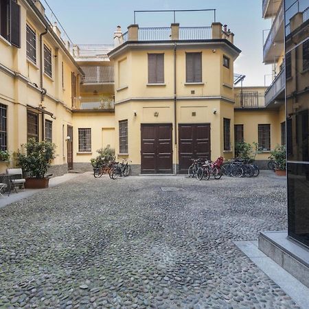 Super Modern And Design Apartment, A Due Passi Dai Navigli Milán Exterior foto