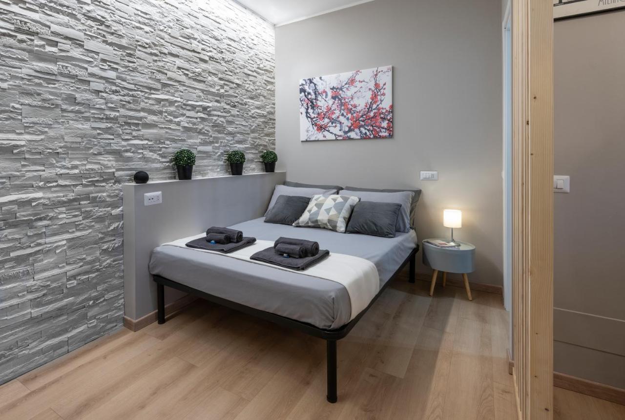 Super Modern And Design Apartment, A Due Passi Dai Navigli Milán Exterior foto
